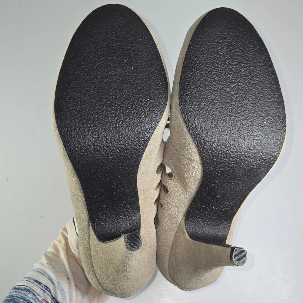 Crown Vintage Bruges leather Cutout‎ Lace Up Heels Beige Women's Size 7.5M